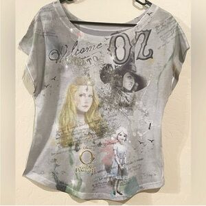 DISNEY PARKS Oz The Great and Powerful Women’s Graphic Tee- Size M